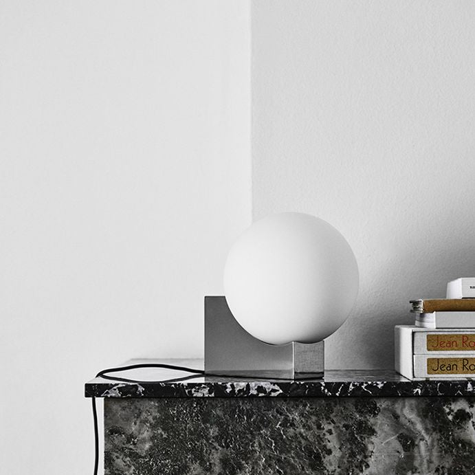 Plan de pared LED LED de hierro forjado en moderna luz de pared de vidrio esmerilado de estilo creativo para sala de estar