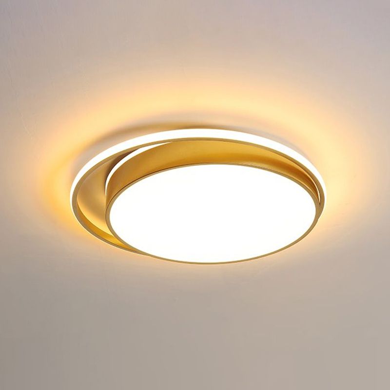 Bedroom LED Ceiling Mounted Light Simple Gold Finish Flushmount with Round Acrylic Shade