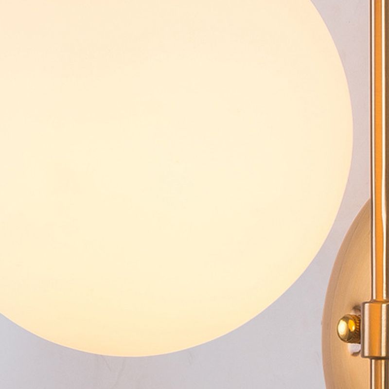 1 Light Unique Shape Wall Light Fixture Modern Wall Mounted Lighting in Gold Finish