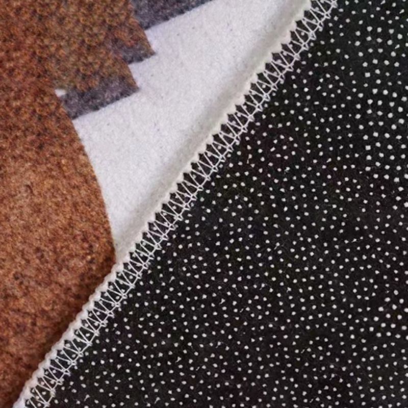 Brown Pattern Rug Polyester Modern Rug Non-Slip Backing Rug for Home Decor
