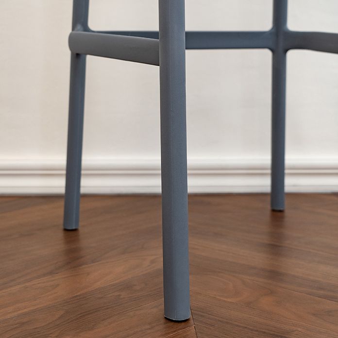 Contemporary Low Back Plastic Armless Bar Stool with Footrest