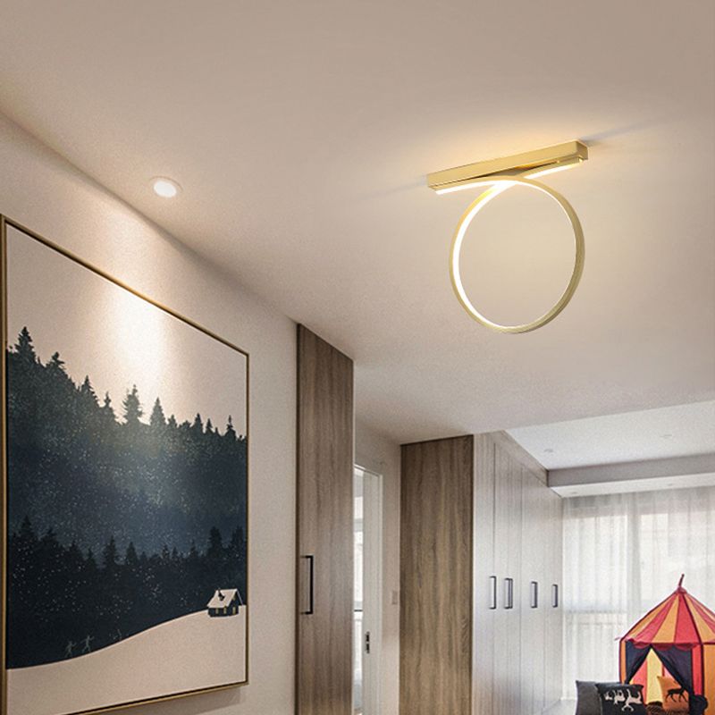 Circulaire minimaliste Plafond du point d'ébullition de la lumière Fixture Acrylique Bédouate de chambre Allumage de l'or, de la lumière et de la lumière blanche