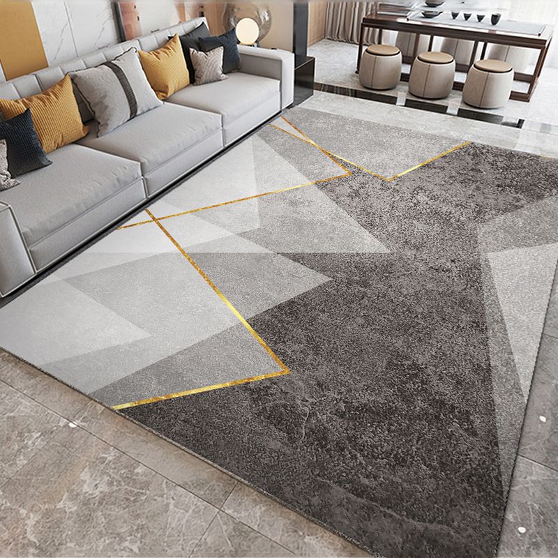 Grey Minimalist Triangle Design Rug Contemporary Stylish Polyester Area Carpet Stain Resistant Carpet for Home Decoration