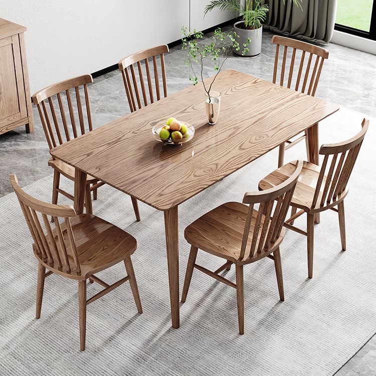 Legno rettangolo in tavolo da pranzo marrone Tavolo di cenere moderno con 4 gambe per il ristorante