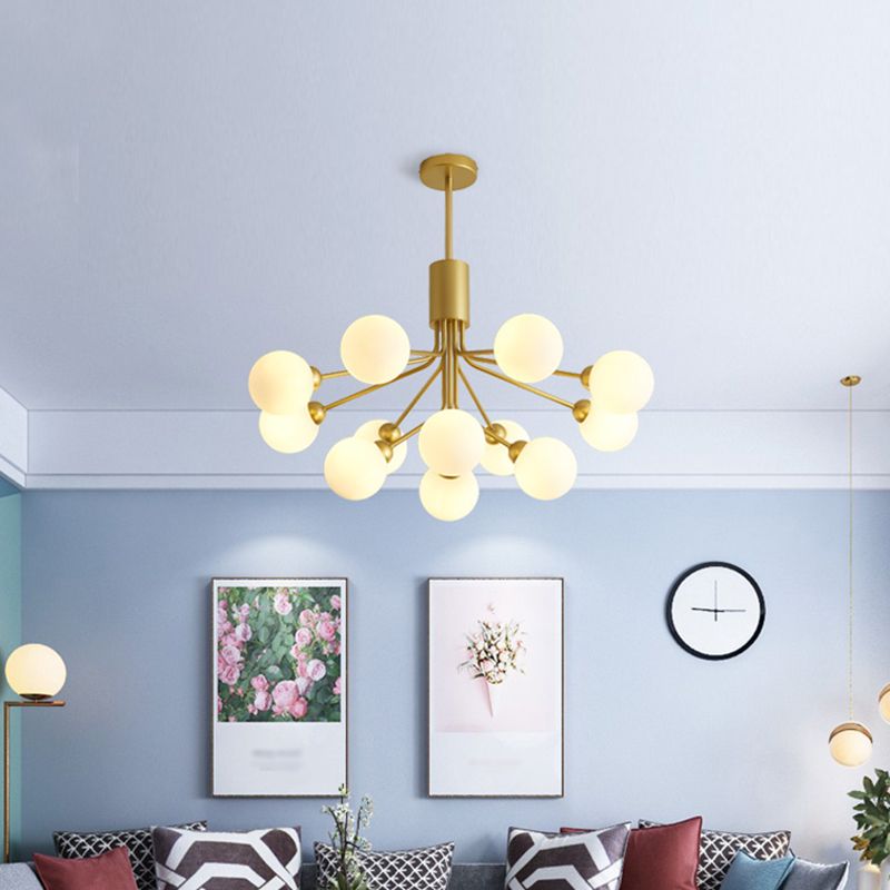 Moderno lampadario artistico a bordo in globe lampadina in ferro laccata con tonalità di vetro bianco