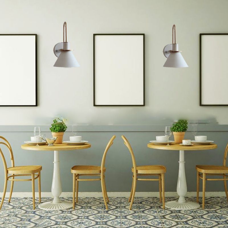 Flared Wall Sconce Lighting Modern Style Metal 1 Head Wall Mounted Light Fixture