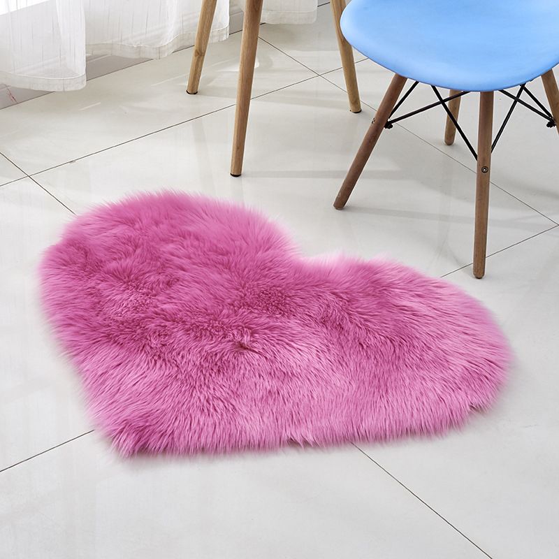 Multi-kleuren Noordse stijl Rug Faux Wol Plain Love Shape Tapijt Niet-slip achteruitgang Wasbaar huisdiervriendelijk tapijt voor thuis