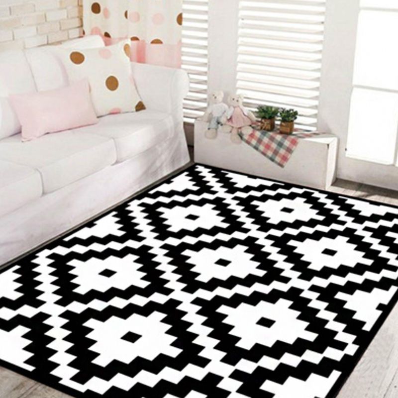 Modernist Geometric Pattern Rug Black Polyester Rug Non-Slip Pet Friendly Washable Are Rug for Bedroom