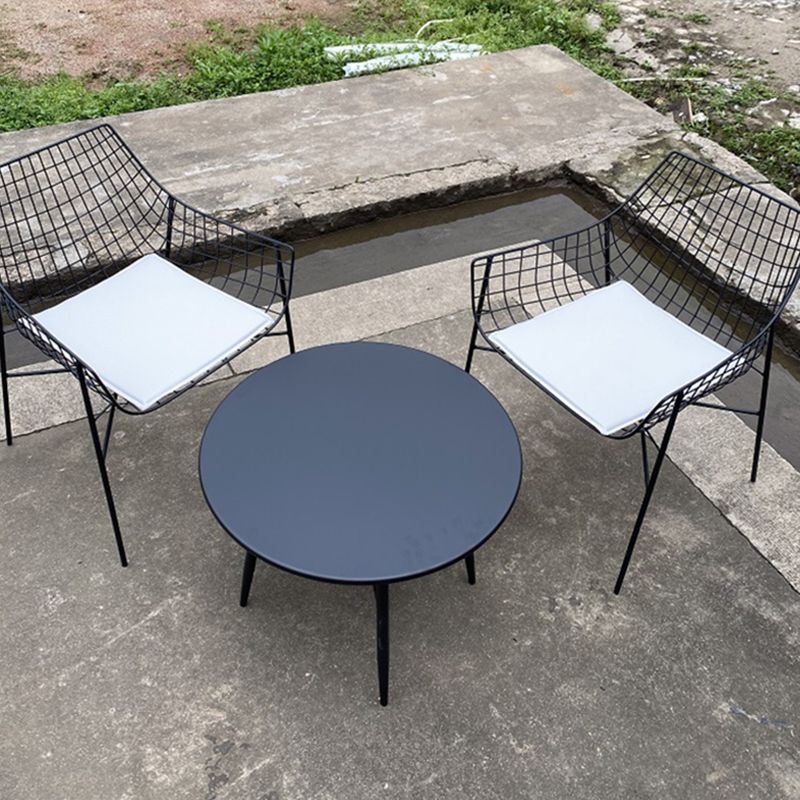 Contemporary Metal Patio Table Round Water Resistant in White/Black