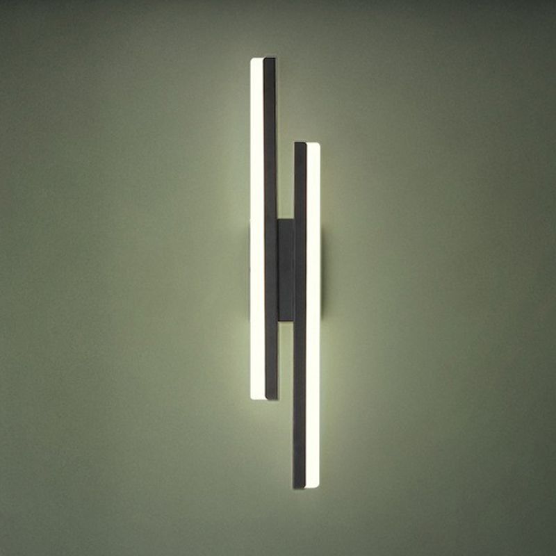Minimalist LED Wall Lamp Black Metal Sconce Lighting for Bedroom