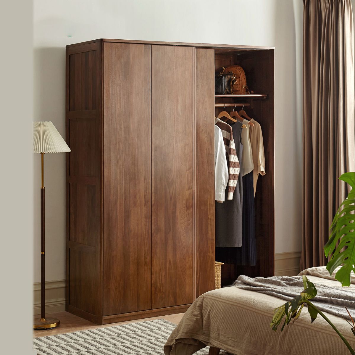 Walnut Solid Wood Wardrobe Freestanding Wardrobe with Sliding Doors