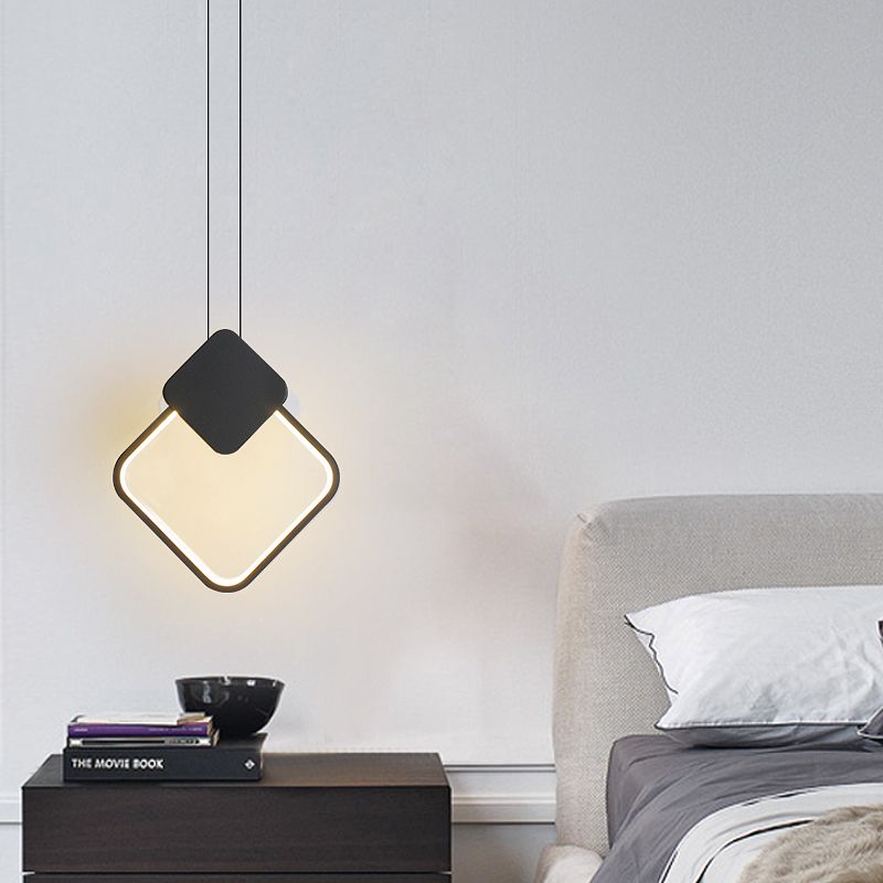 Minimalistische lineare Anhängerbeleuchtung, Metall und Acrylhänge Licht für Wohnzimmer