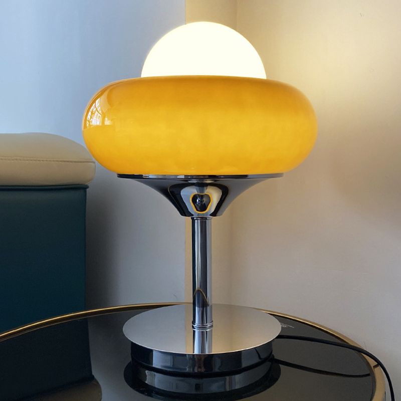 Lampada da tavolo a forma di bocciolo in vetro marrone chiaro Lampada da notte contemporanea con 1 lampadina con finitura cromata per soggiorno