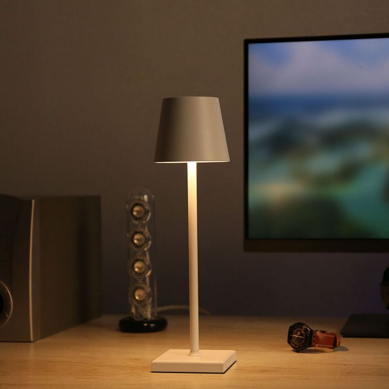Lampe de table en métal avec commande tactile, lumière de table de cylindre pour le bureau