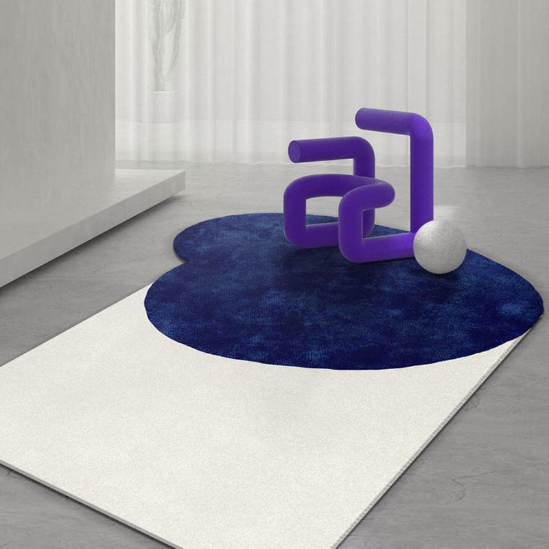 Heart-shaped Rug Living Room Irregular Shape Carpet Polyester Washable Area Rug