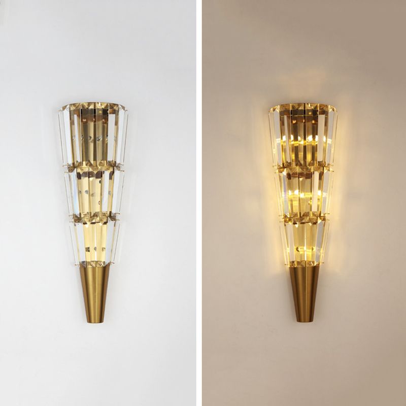 Applexion murale en or cristal dans la lampe murale à cône en acier inoxydable de style de luxe moderne pour chambre à coucher
