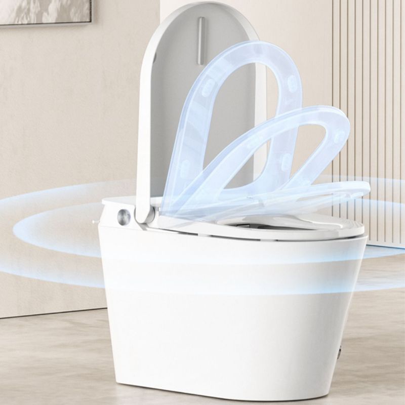 Modern Urine Toilet Concealed Tank Toilet Bowl with Toilet Seat