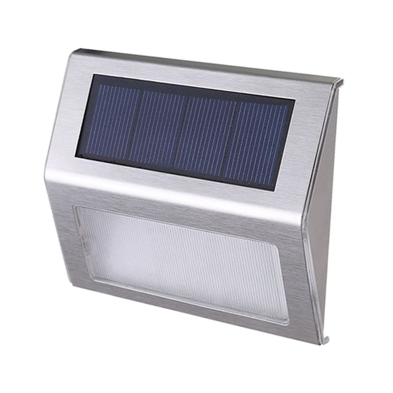 Triangular Outdoor LED Wall Lighting Metallic Modern Solar Stair Lighting in Silver, 2 Pcs