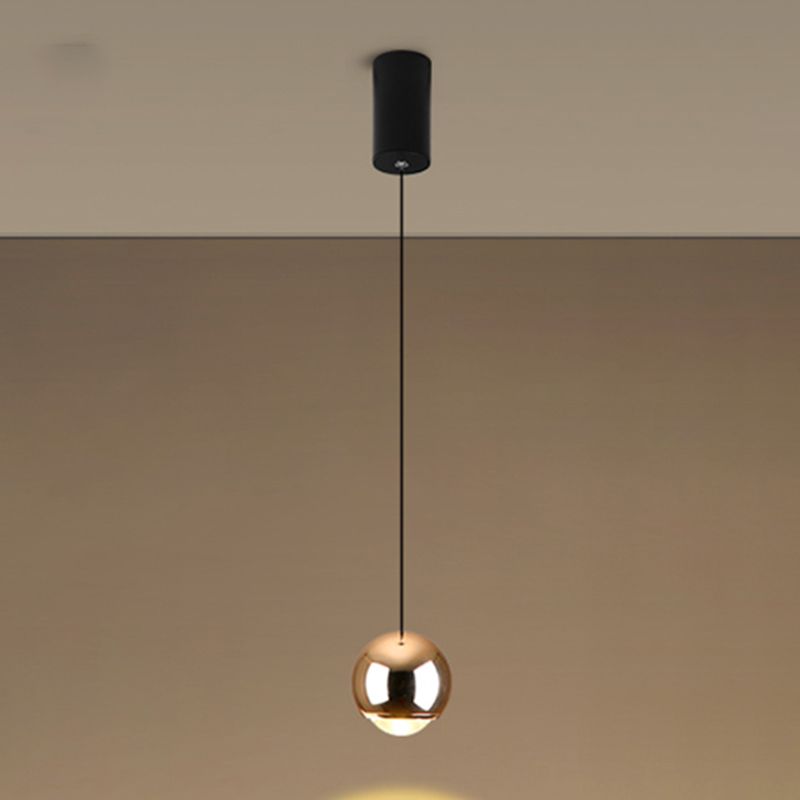 Postmoderne Aluminium -Anhänger Light Globe Form Hanging Anhänger für Wohnzimmer
