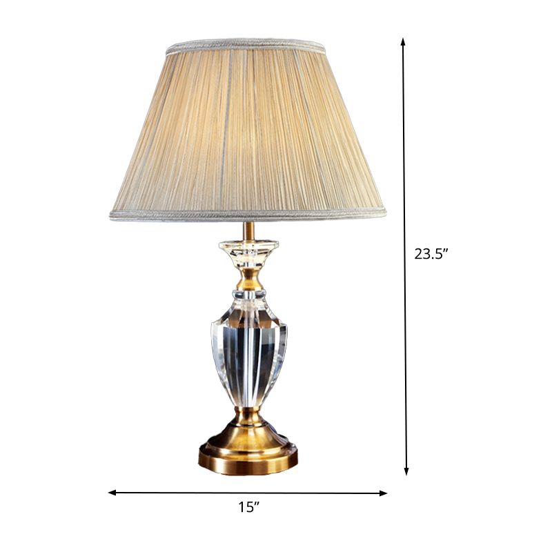 Lámpara de escritorio de urna beige Lámpara de mesa moderna de cristal biselado de 1 cabezal con pantalla de tela cónica