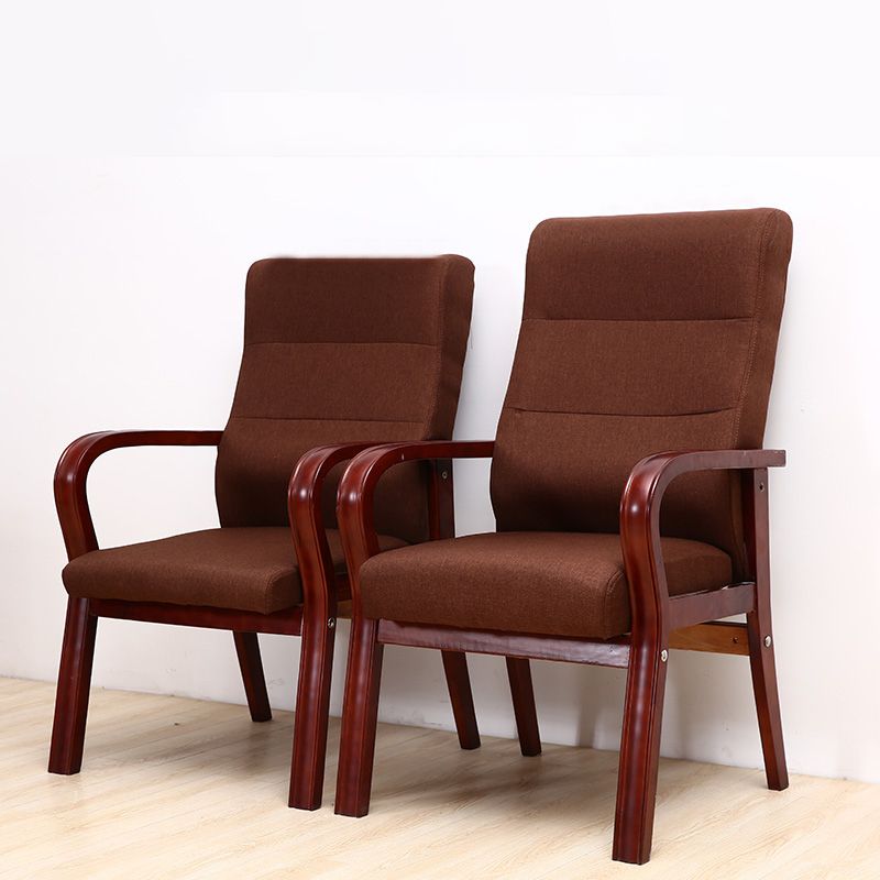 Chaises de bras arrière à salle à manger rembourrée moderne avec des jambes en bois
