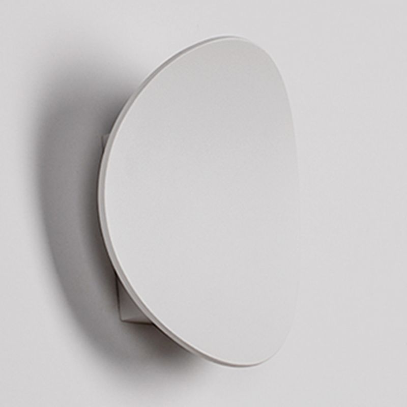 Metal Round Shade Wall Sconce Modern Style 1-Light Wall Mounted Light
