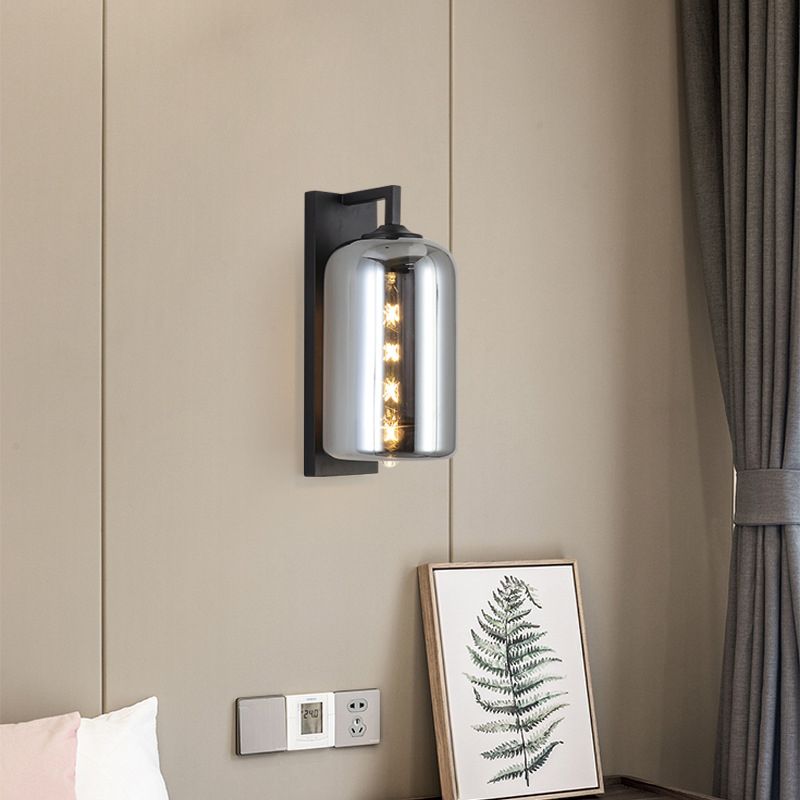 Mason Jar -vormige wand SCONCE Retro -stijl gesloten glas 1 lamp wandlamp met arm met arm in zwart