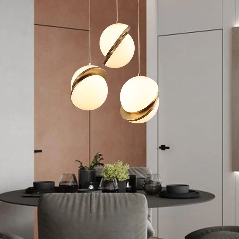Lampe suspendue en bronze en acrylique dans un style artistique moderne électroplate Copper Globe Pendant Light