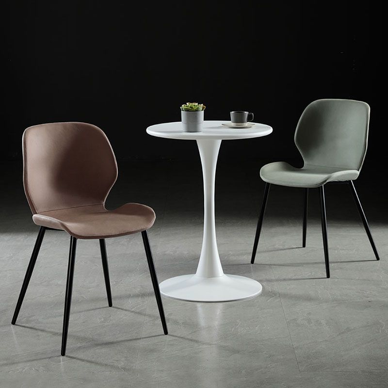 Moderne stijl keuken metalen eetstoelen wingback dineren armloze zijstoelen