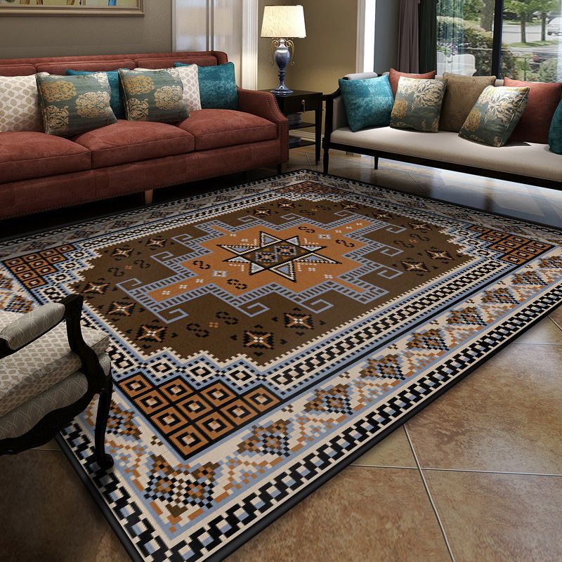 Turkish Symmetric Geometric Pattern Rug Multi Colored Polypropylene Rug Pet Friendly Non-Slip Stain Resistant Carpet for Hall