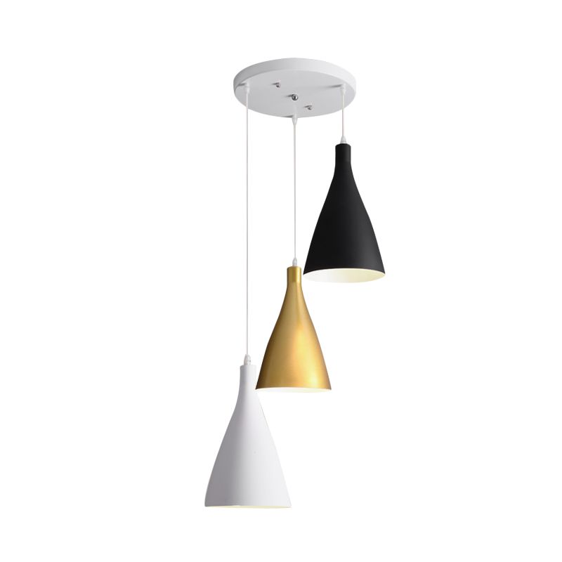 Moderniste 3 lumières Multi Light Pendant Blanc-Black-Gold Conical Le plafond avec ombre en métal, verrière rond / linéaire