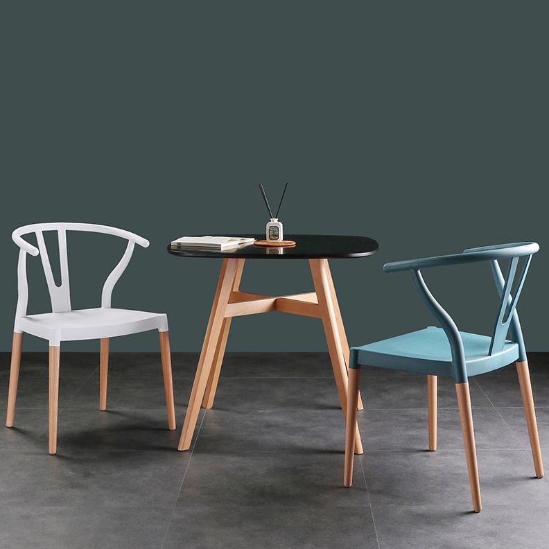 Chaise d'intérieur avec base en bois, chaise d'appoint Wishborn de 22 pouces de large avec 4 pieds pour restaurant