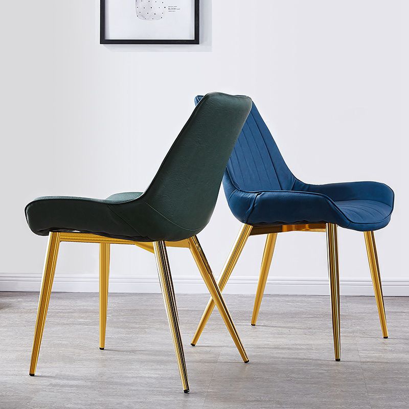 Sedia da pranzo in stile glam sedia wingback parsons sedia con 4 gambe in metallo per uso domestico