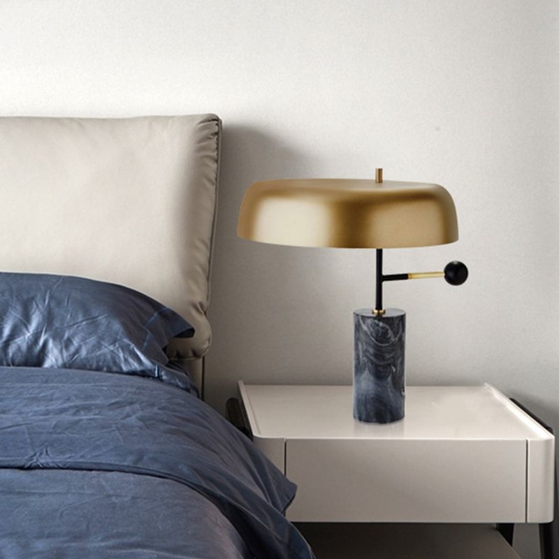Tambour de tambour Éclairage modernisme métal 1 tête lampe de table de nuit en or pour le chevet