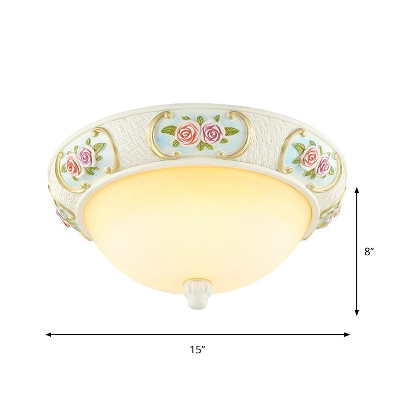 White Dome Ceiling Flush Light Rustikales Opal Glas 15 "/19" W 3-Birne Esszimmer Flushmount mit Geprägter Rose Decor