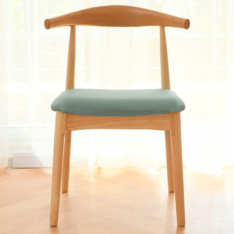 Sedia da pranzo a base multicolore in legno di gomma scandinava con 4 gambe