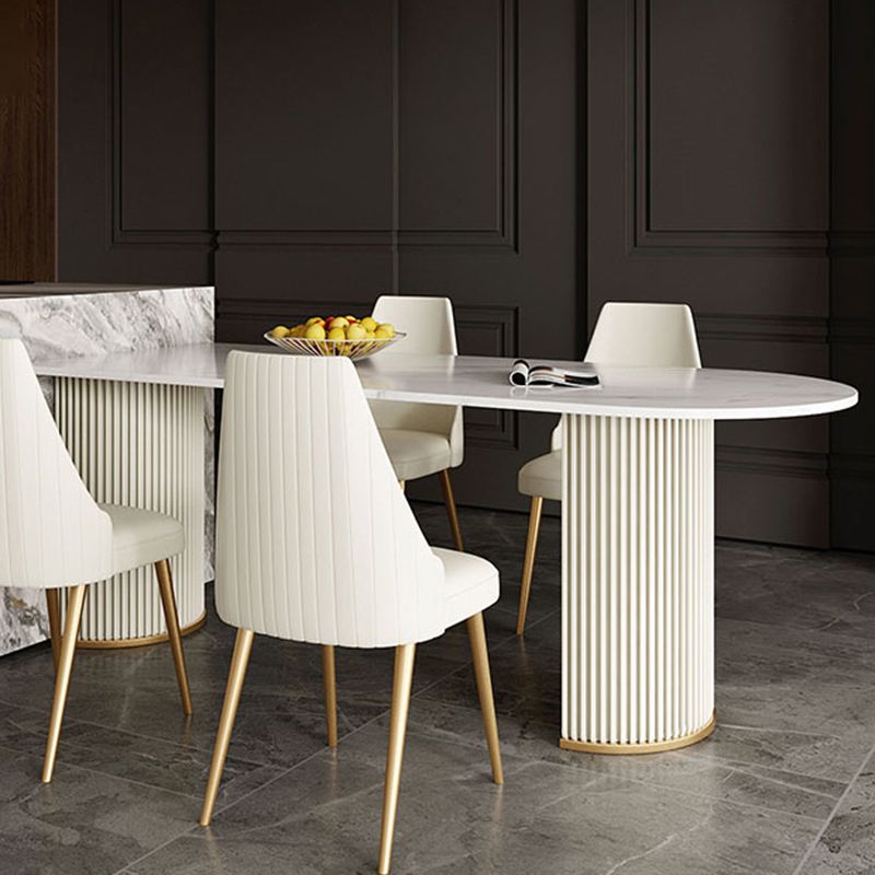 Tavolo da pranzo a forma libera contemporanea in metallo per sala da pranzo