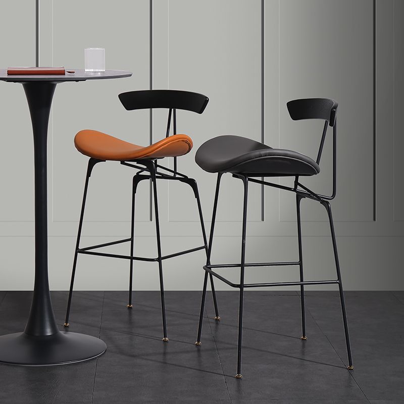 Nordic Iron Simple Barstool Indoor Hoher Hocker mit Nachahmungsleder (2) Set (2)