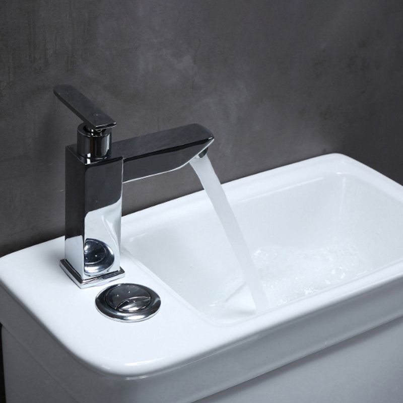 Floor Mounted Toilet One-Piece Toilet Modern Siphon Jet Flush Toilet