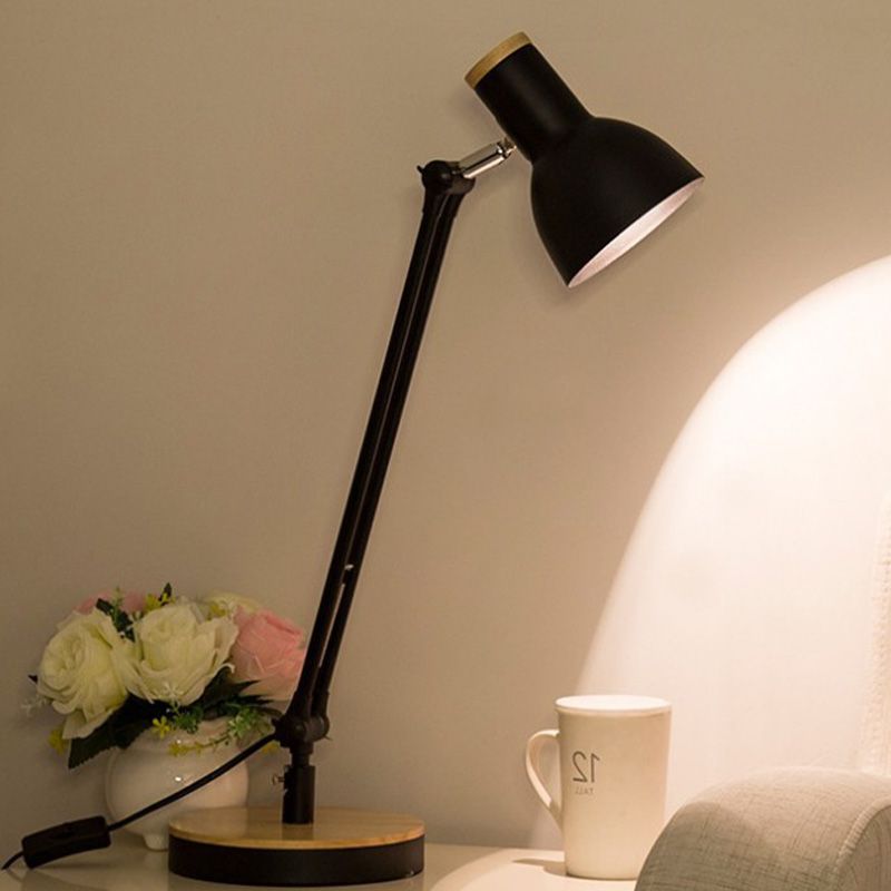 Gewölbter Metallschreibtisch Licht Moderne 1 Glühbirne Schwarz/Weiß Nachttischlampe mit rotierenden Knoten