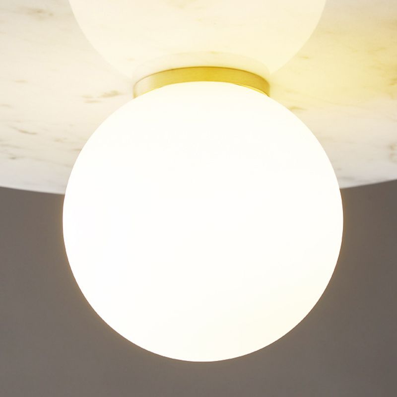 Natürlicher Marmor kleiner Anhänger Licht moderne 1-Kopf-Federlampe mit weißem Glasschatten