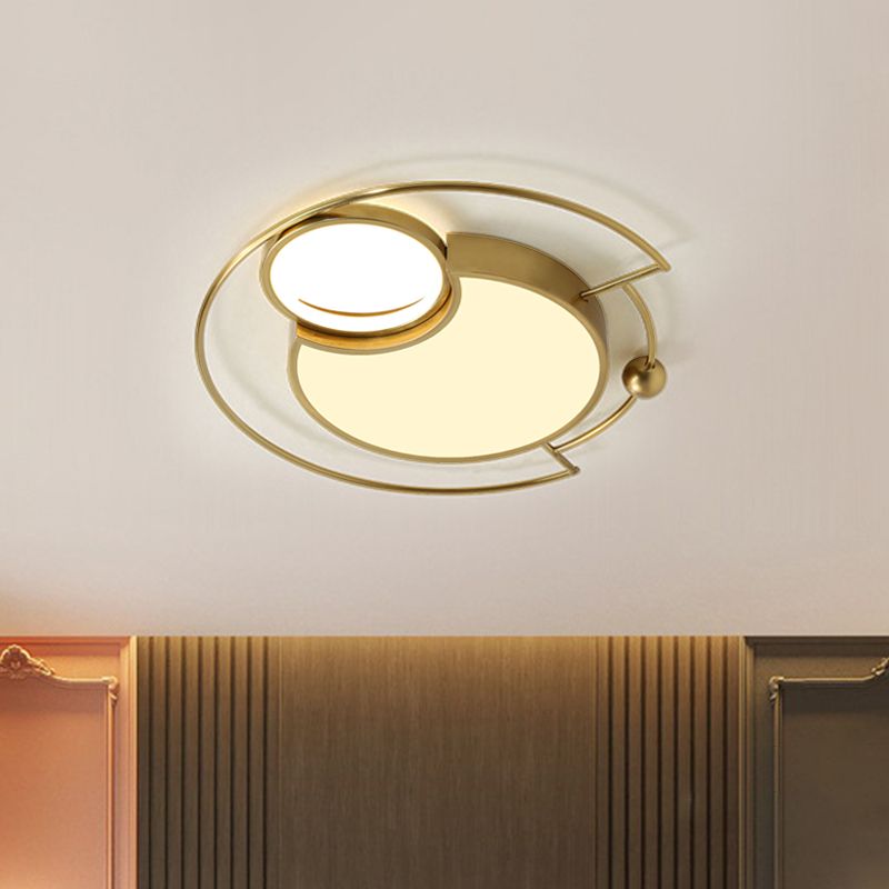 Metallic Round Flush Mount Light Nordic LED Gold Flushmount Lighting in Warm/White Light for Bedroom