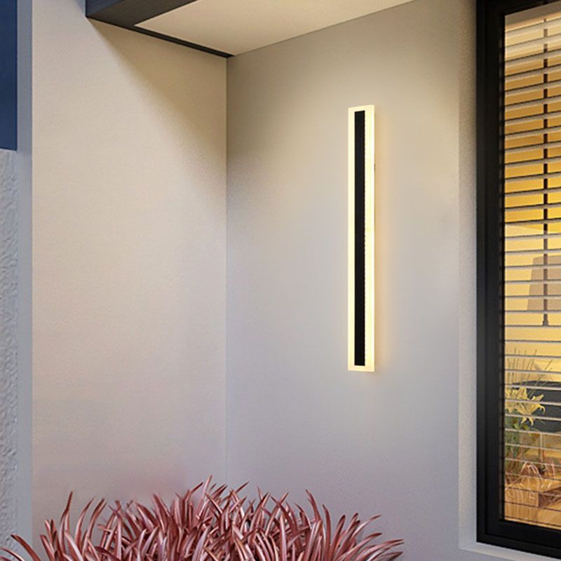 Black Linear LED Wall Light in Modern Simplicity Metal Wall Lamp for Bedroom