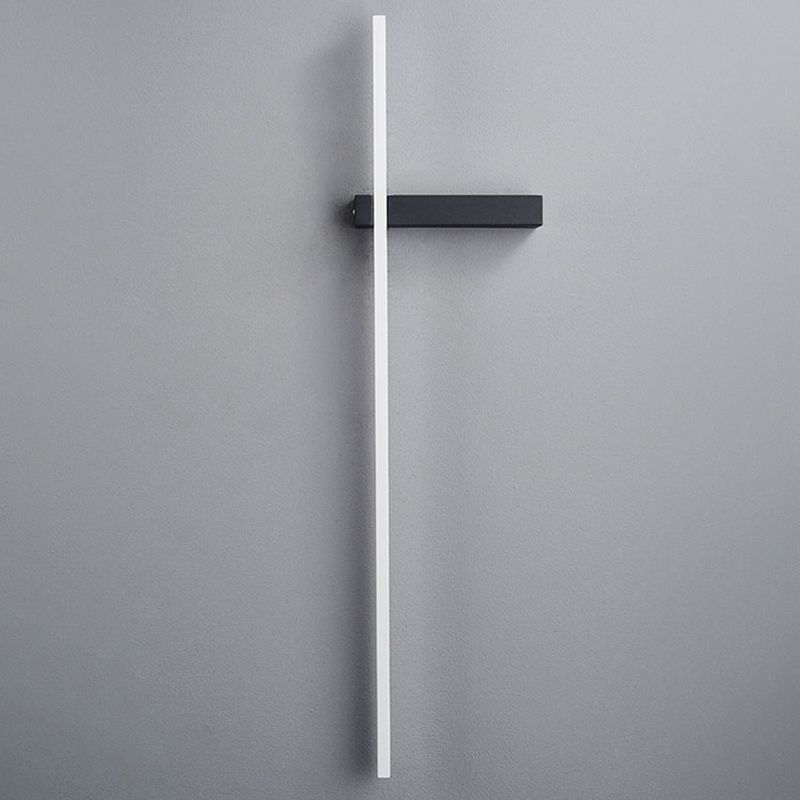 Aluminum Straight Wall Light Nordic Style LED Wall Sconce for Living Room