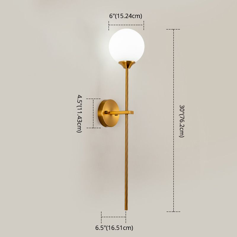 1-Light Wall Light in Modern Luxury Style Wrought Iron Wall Sconce with Globe Glass Shade