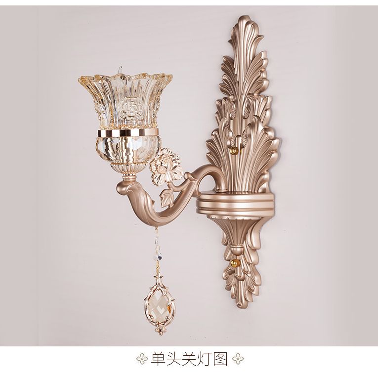 1/2 Köpfe Glockenwandbeleuchtung mit klarem Glasschatten und Kristalldekoration Vintage Gold Finish Leuchte Leuchte