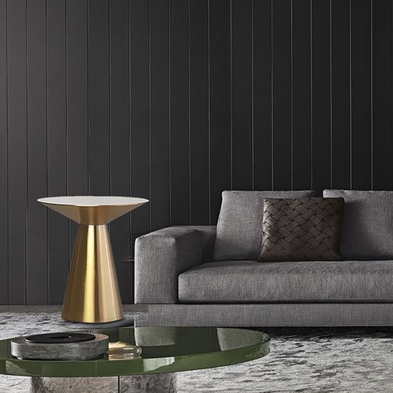 Mid-Century Side Table Metal Round Pedestal Living Room End Table