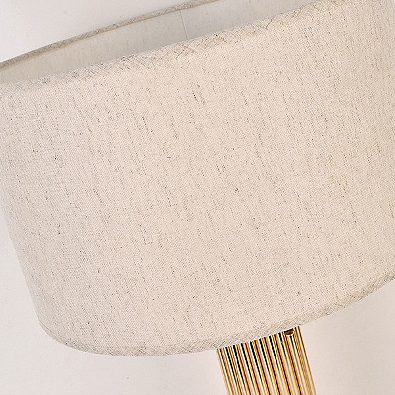 1 Light Drum Desk Lamp Traditional Black/White/Flaxen Fabric Task Lighting for Bedroom with Metal Base