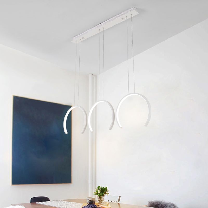 Acryl C-Form Pendelleuchten Leuchtanlage Einfacher Stil Weiß/Kaffee-LED-Decke für Speisesaal