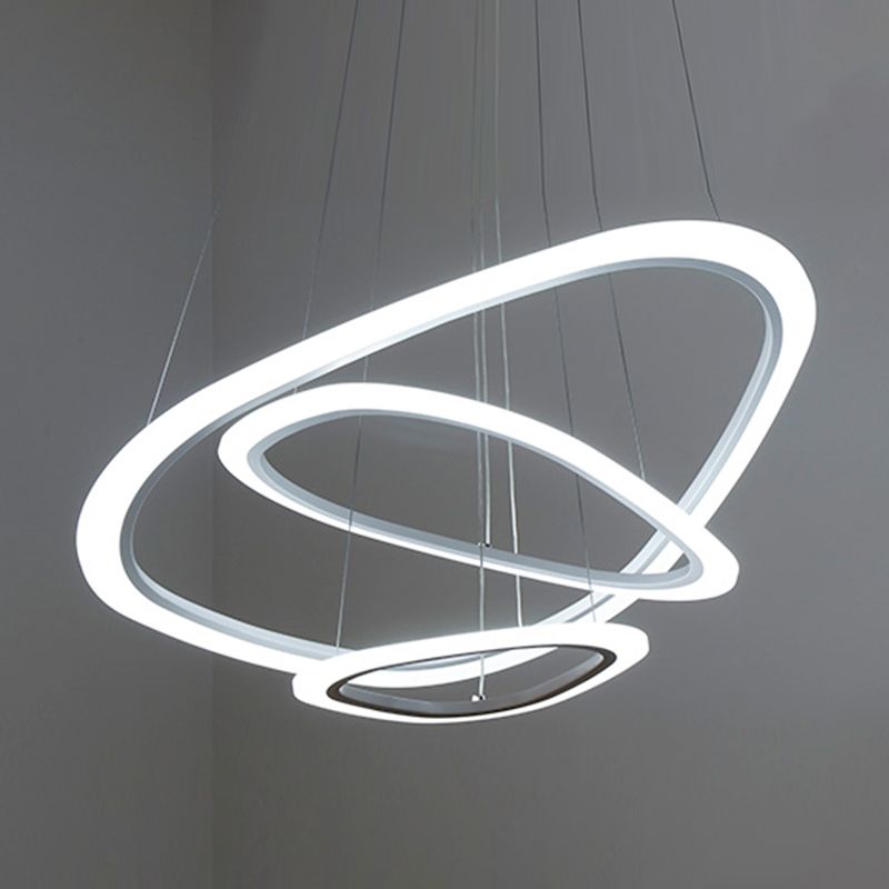 Zeitgenössischer mehrschichtiger Kronleuchter Lichter Metall Kronleuchter Anhänger Licht in Weiß